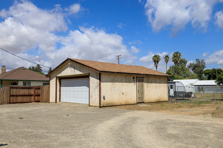 More Photos Of 720 N 2nd St, Patterson Specialty For Sale