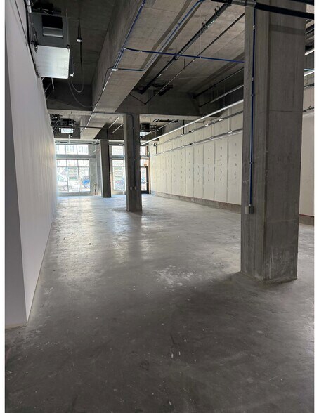 More Photos Of 6418 N Sheridan Rd, Chicago Apartments For Lease