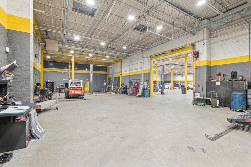 More Photos Of 1529 N 31st Ave, Melrose Park Truck Terminal For Lease