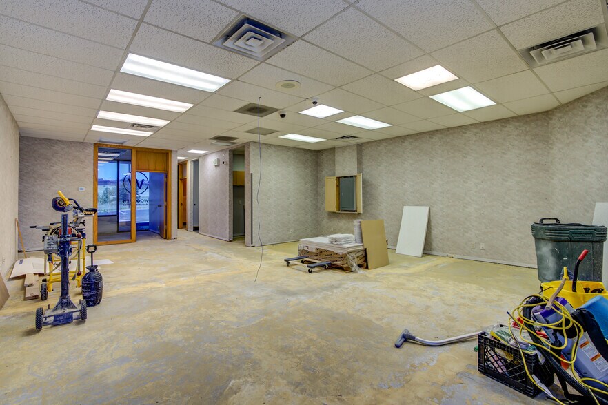 More Photos Of 18950 Base Camp Rd, Monument Office For Lease
