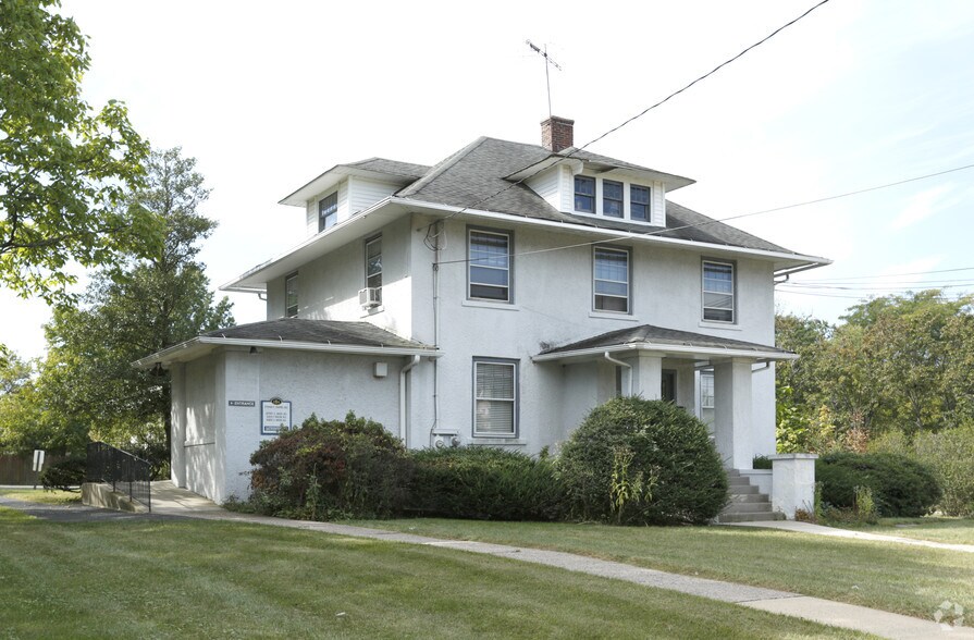 More Photos Of 286 E Main St, Somerville Medical For Lease
