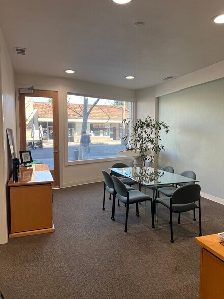 More Photos Of 372 Castro St, Mountain View Office For Lease