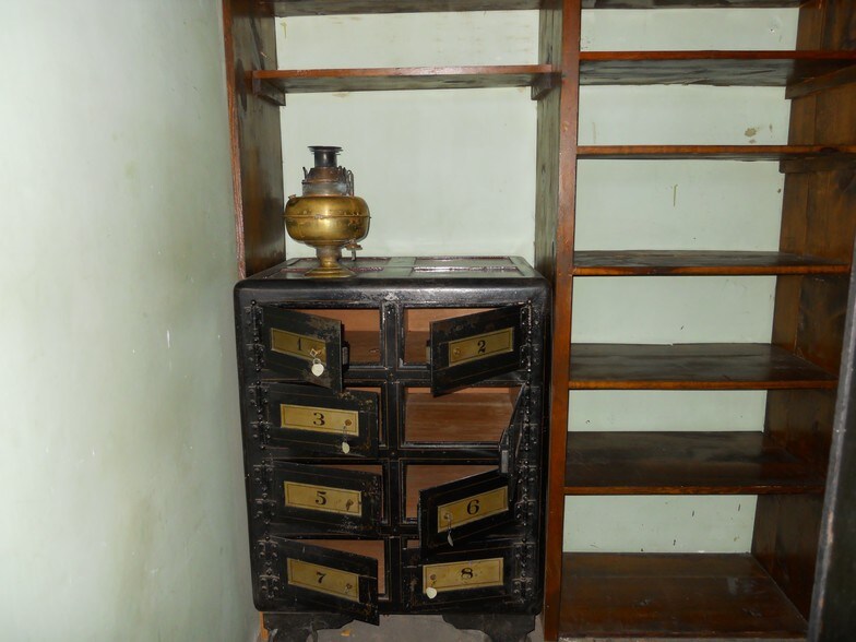 More Photos Of 115 S Main St, Vassar Office Residential For Lease