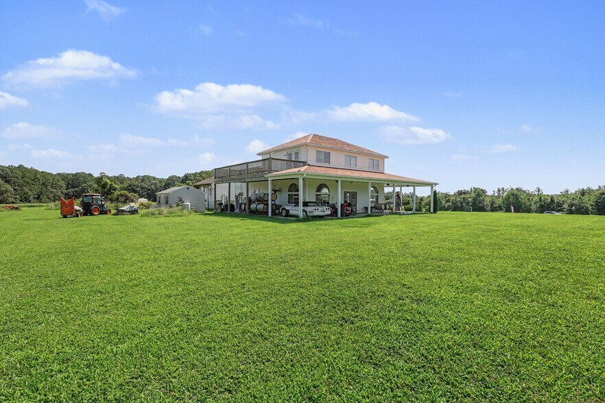 More Photos Of 495 Meadow Landing Ln, Caret Winery Vineyard For Sale