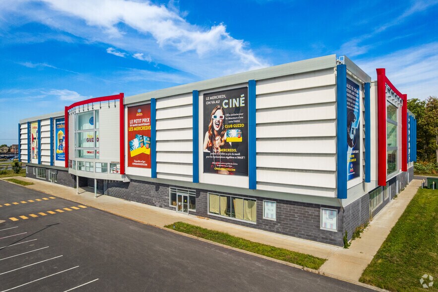 More Photos Of 1280 Rue Douglas, Saint-jean-sur-richelieu General Retail For Lease
