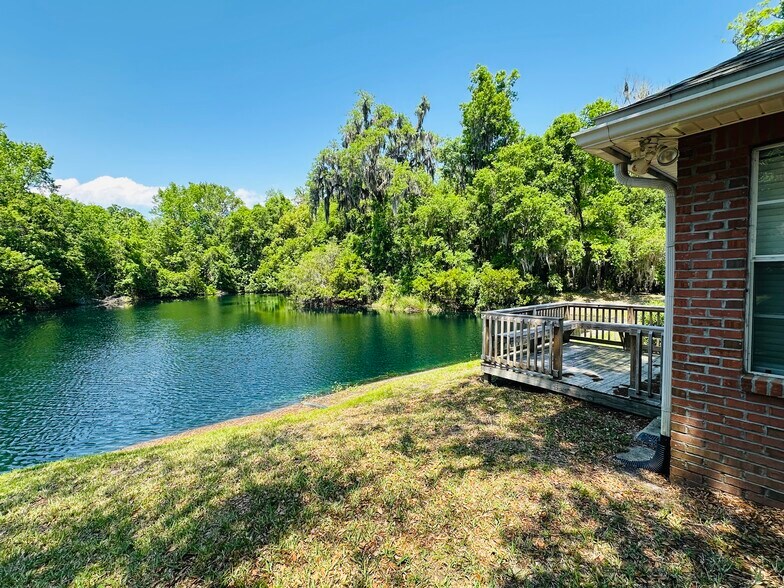 More Photos Of 6817 Southpoint Pky, Jacksonville Office For Lease