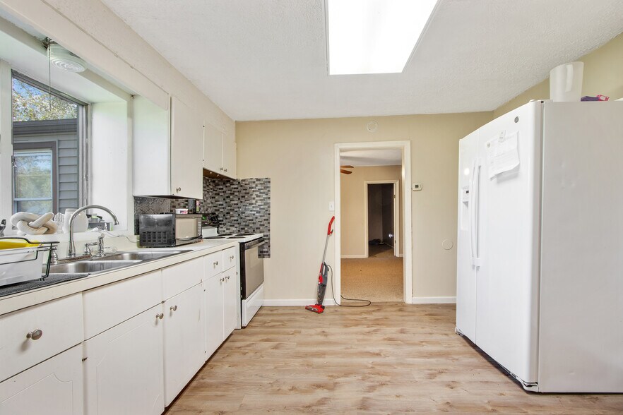 More Photos Of 6980 Nash Rd, North Tonawanda Apartments For Sale
