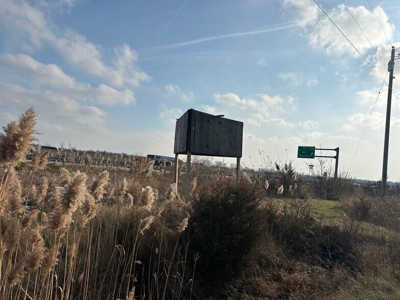 More Photos Of 4330 W Mount Morris Rd, Mount Morris General Retail For Sale