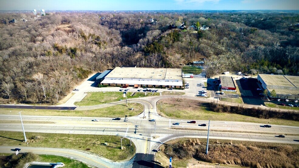 Primary Photo Of 2500 N Main St, East Peoria Warehouse For Sale