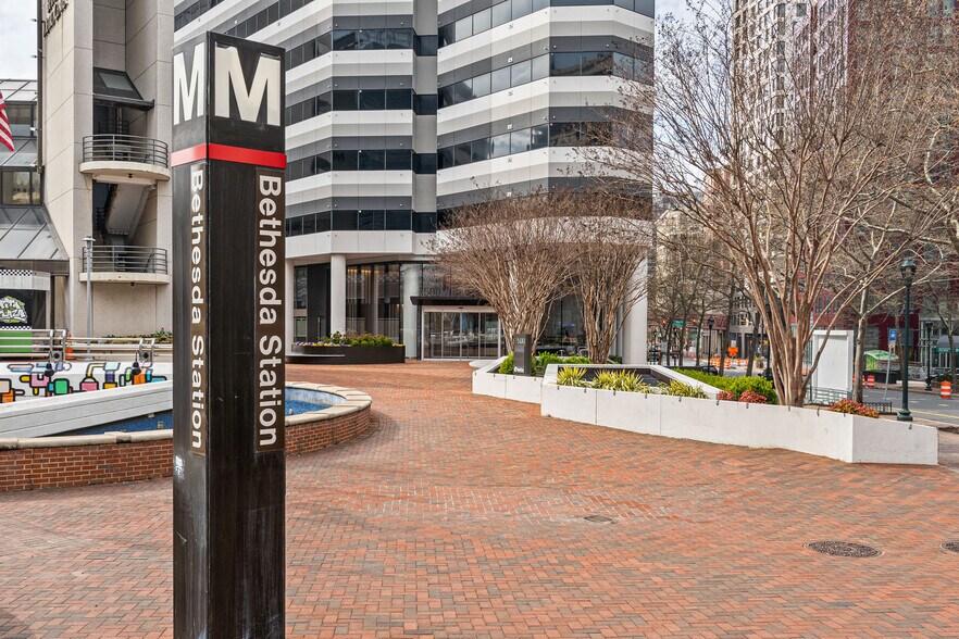 More Photos Of 7500 Old Georgetown Rd, Bethesda Office For Lease