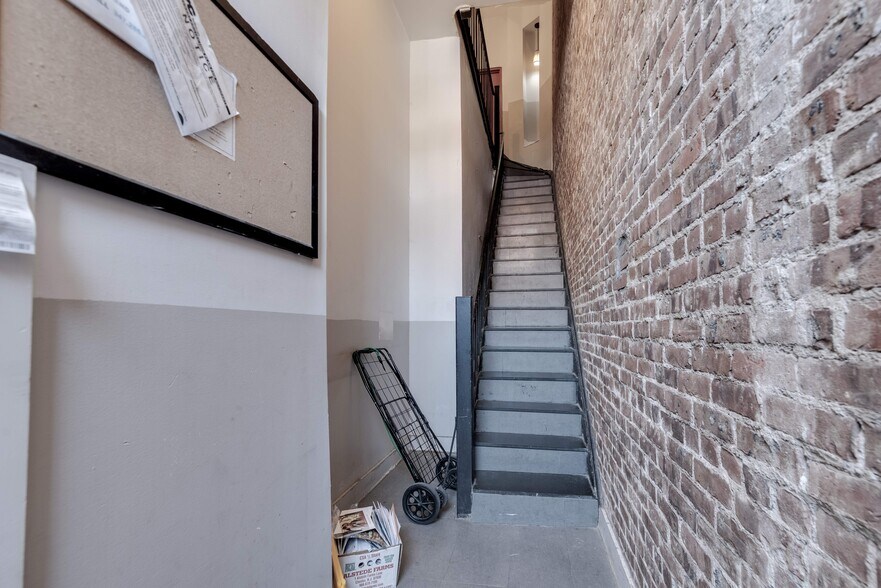 More Photos Of 946 Fulton St, Brooklyn Apartments For Sale