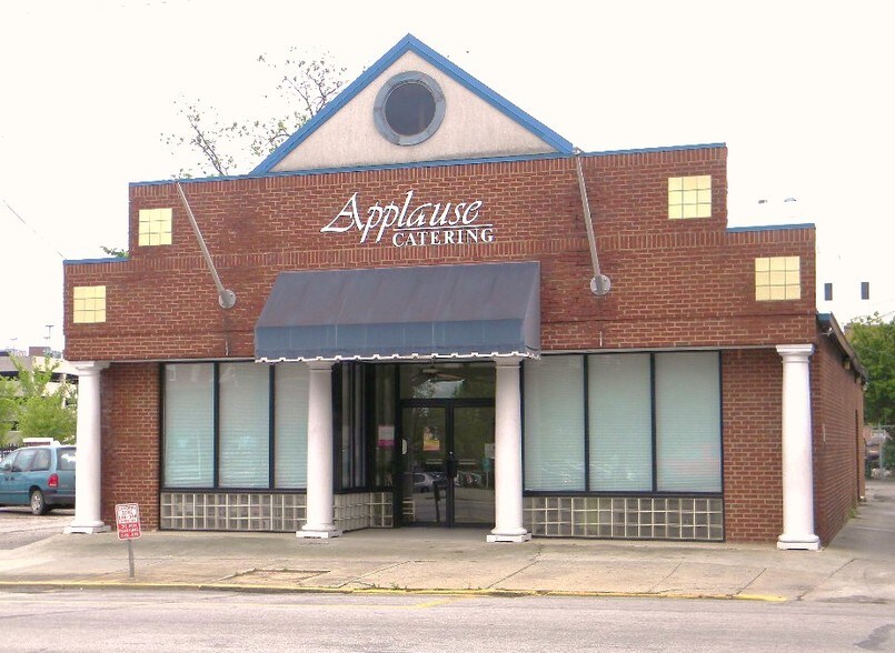 More Photos Of 1208 Laurel St, Columbia Freestanding For Sale