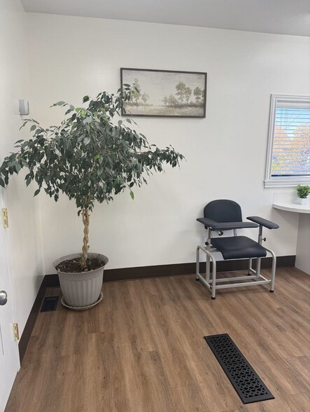More Photos Of 5685 S 1475 E, Ogden Medical For Lease
