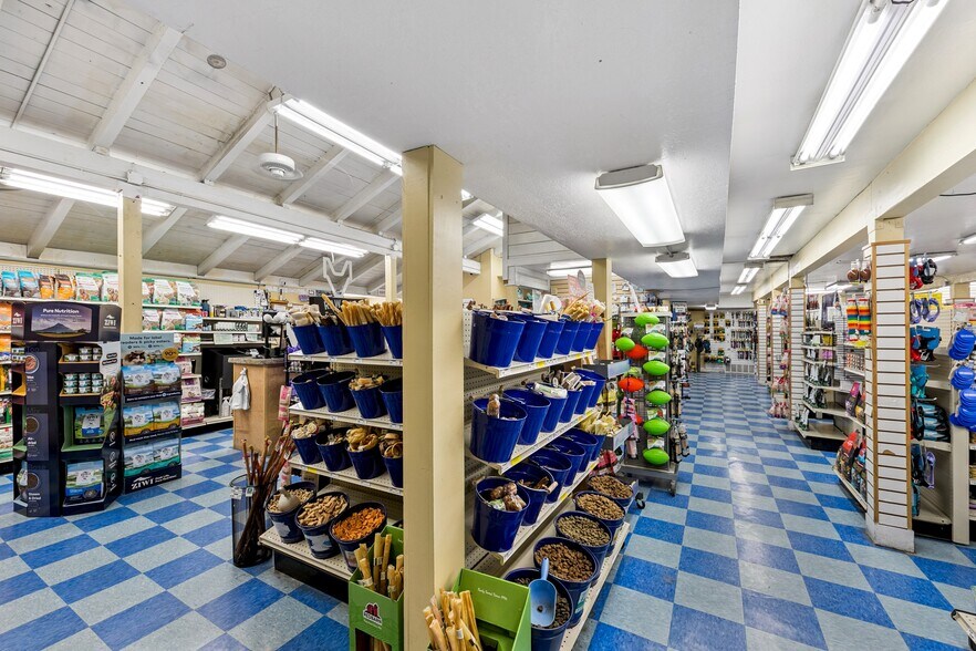 More Photos Of 2205 Lake Tahoe Blvd, South Lake Tahoe Storefront Retail Office For Sale