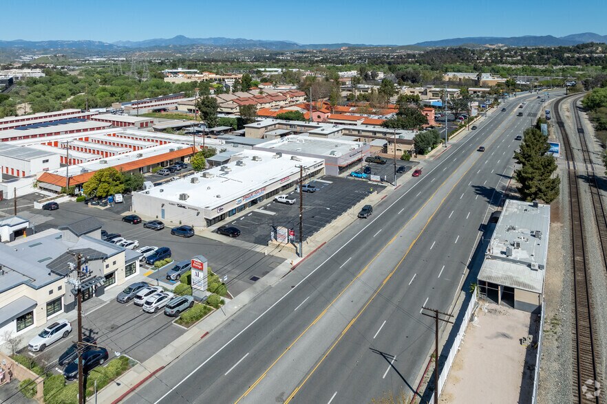 More Photos Of 26057-26069 Bouquet Canyon Rd, Valencia Storefront Retail Office For Lease