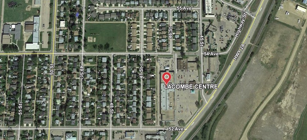 More Photos Of 5230 45 St, Lacombe General Retail For Lease