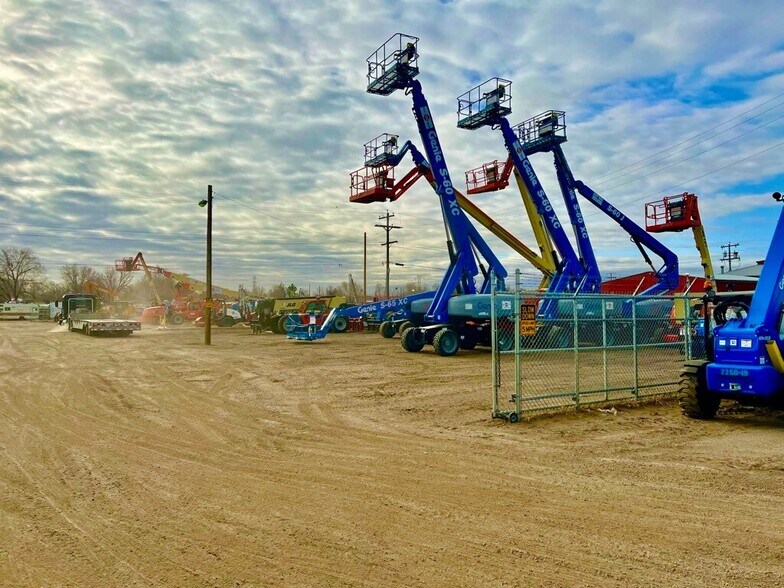 More Photos Of 7100 Eudora Dr, Commerce City Unknown For Lease