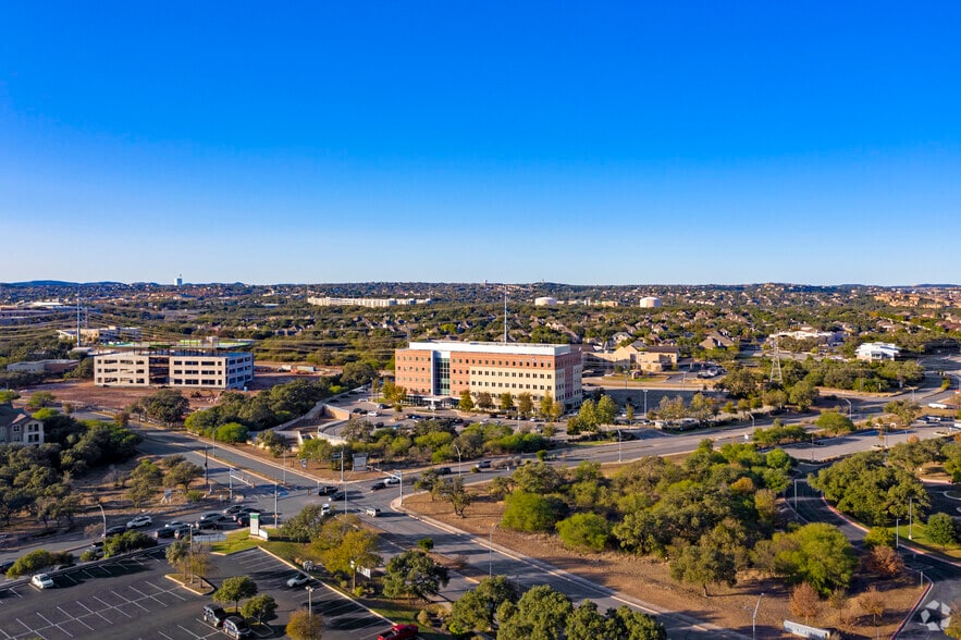 More Photos Of 18707 Hardy Oak Blvd, San Antonio Medical For Lease