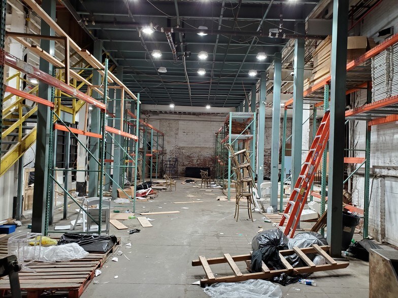 More Photos Of 163 Imlay St, Brooklyn Warehouse For Lease
