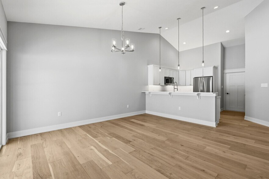 More Photos Of 100 Huselton Dr, Butler Multifamily For Sale