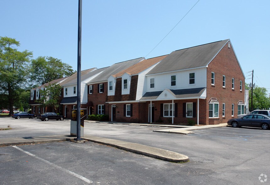 More Photos Of 410 New Bridge St, Jacksonville Office For Lease