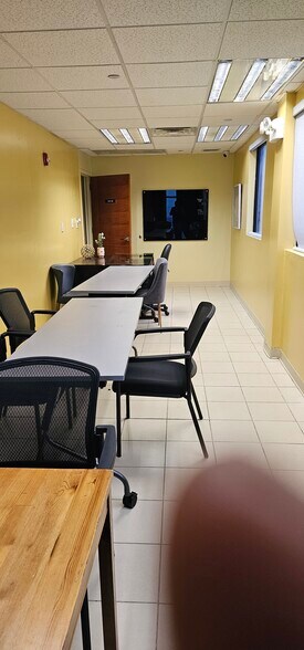 More Photos Of 49-02 Queens Blvd. @ 49 Street and Queens Blvd., Woodside Office For Lease