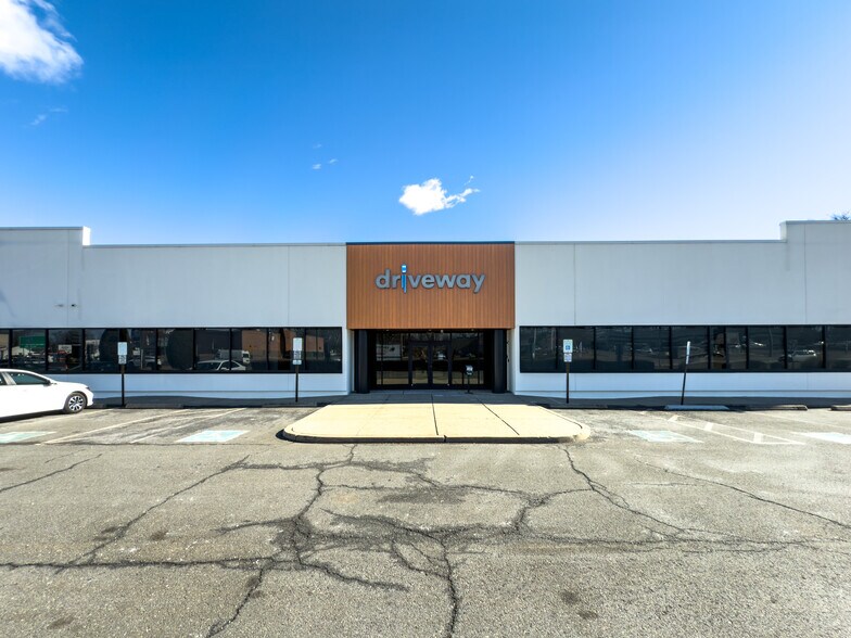 More Photos Of 955 US Highway 9, South Amboy Office For Sale