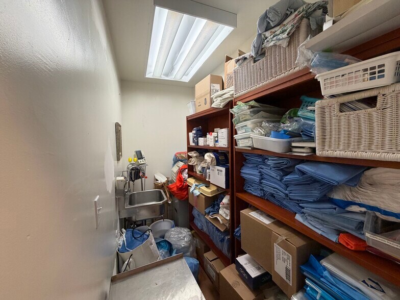 More Photos Of 2498 Stevens Creek Blvd, San Jose Medical For Sale
