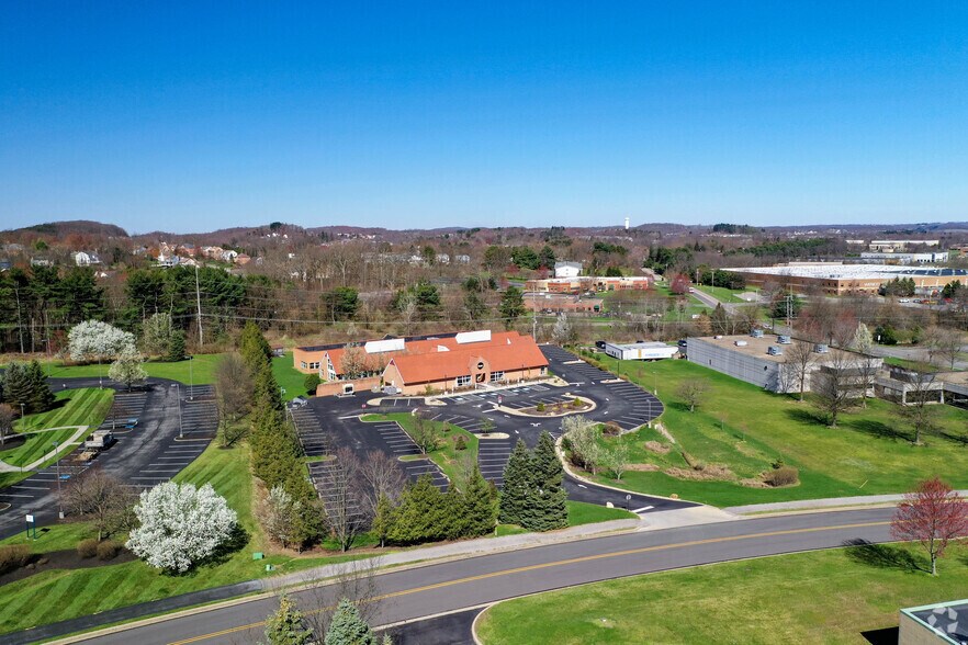 More Photos Of 502 Keystone Dr, Warrendale Office For Sale