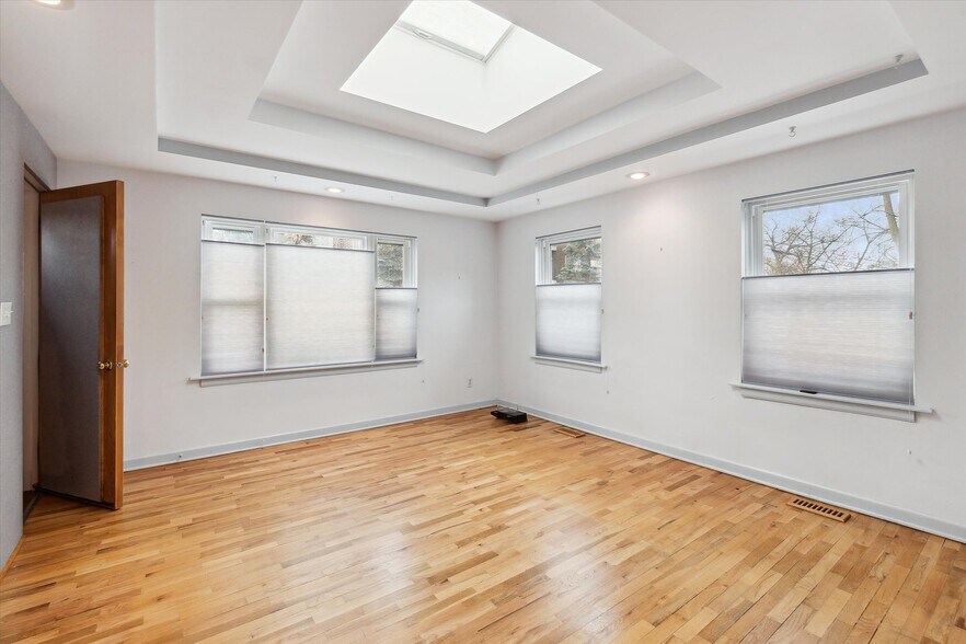 More Photos Of 415 W Grand River Ave, East Lansing Office Residential For Sale