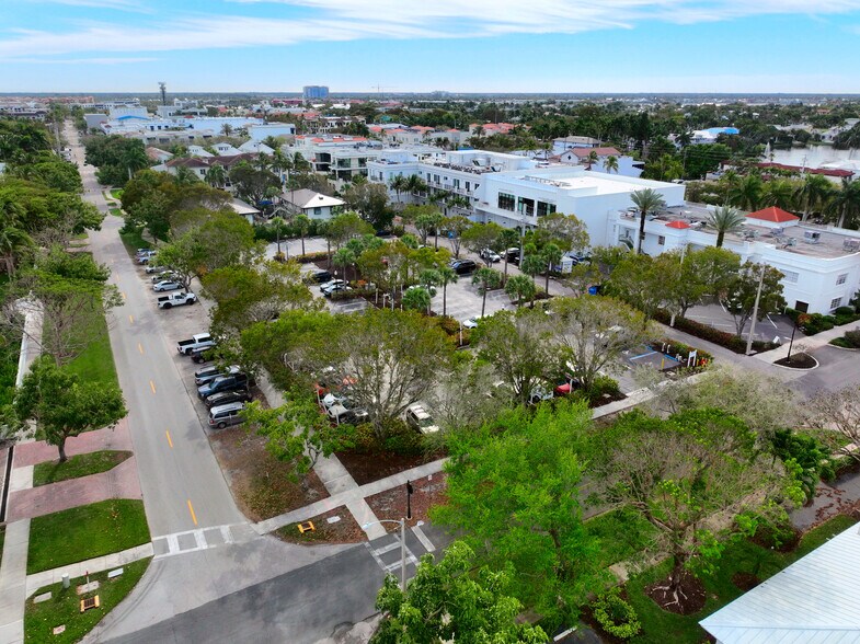 More Photos Of 410 4th St SE, Naples Land For Sale