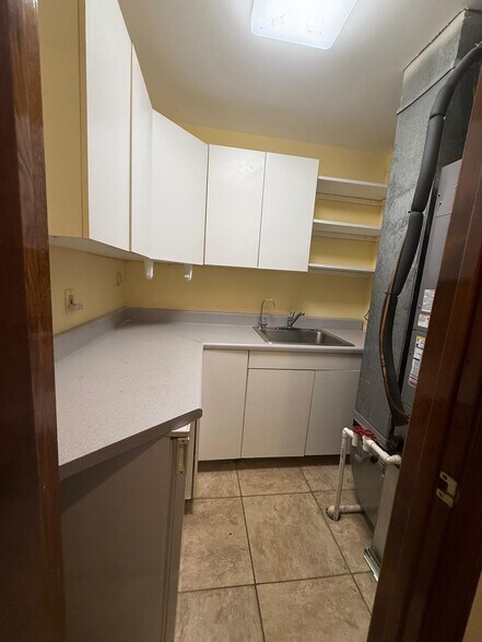More Photos Of 9843-9855 Business Way, Manassas Office For Lease