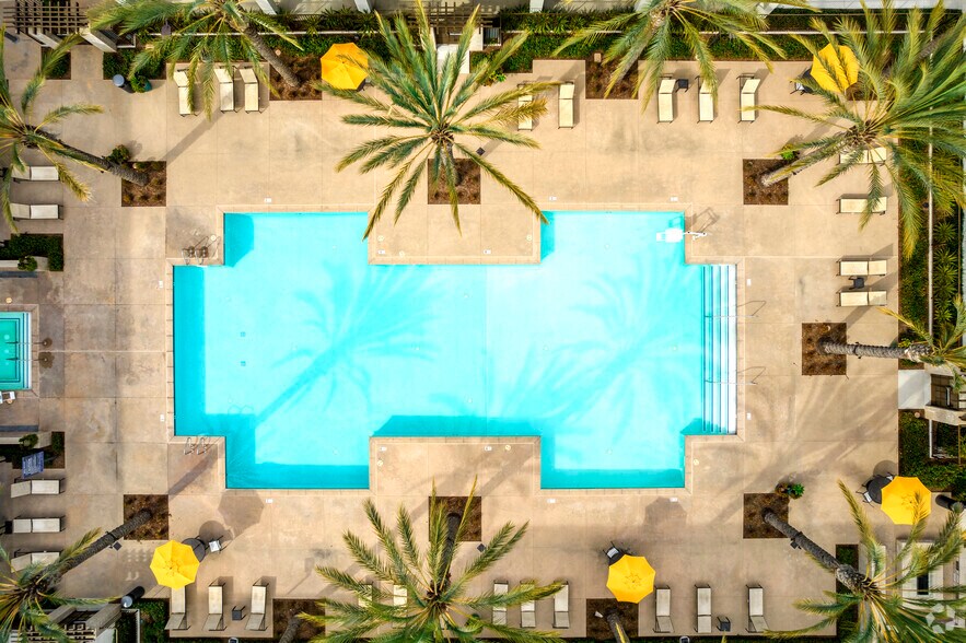 More Photos Of 1045 Armorlite Dr, San Marcos Apartments For Lease