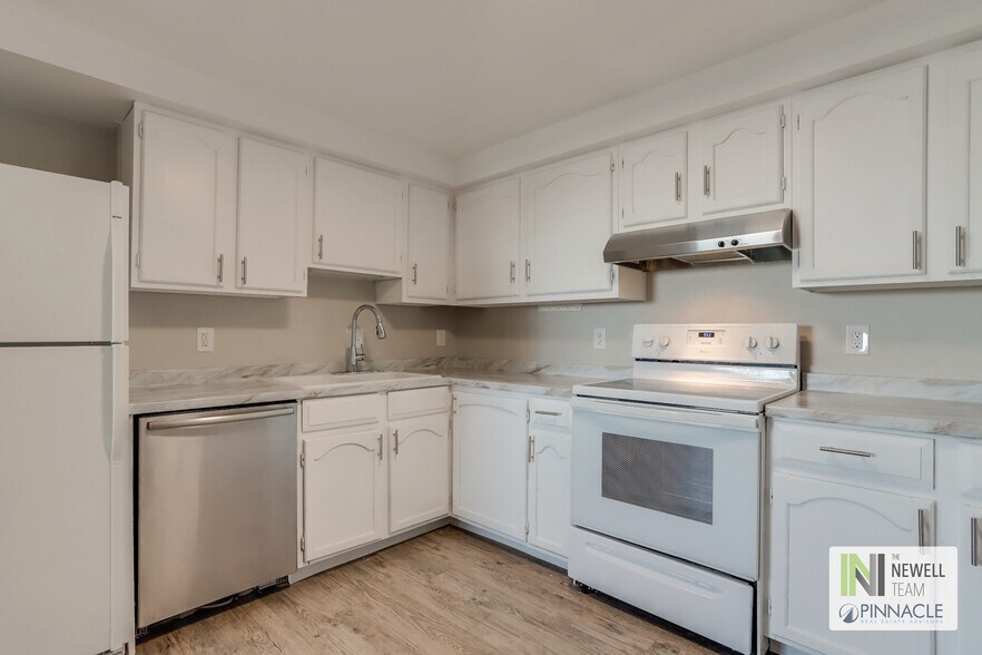 More Photos Of 538 S Ames St, Lakewood Apartments For Sale