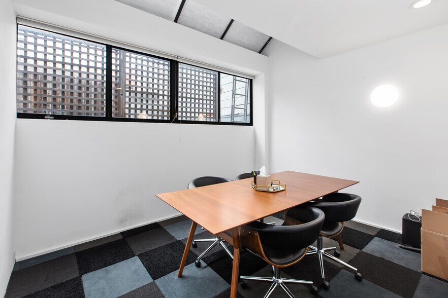 More Photos Of 320-330 Fell St, San Francisco Loft Creative Space For Lease