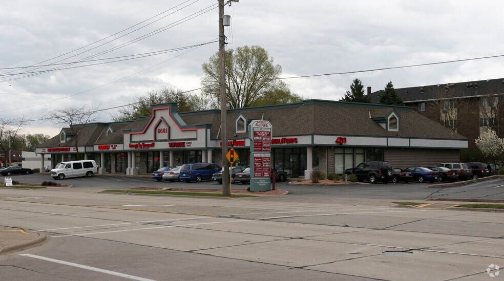 Primary Photo Of 6661 University Ave, Middleton Unknown For Lease
