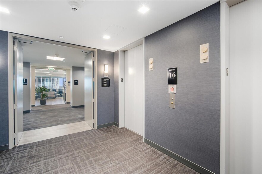 More Photos Of 201 E Kennedy Blvd, Tampa Office For Lease