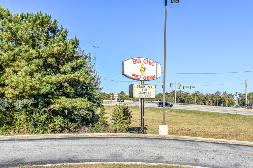 More Photos Of 1530 Hwy 16, Griffin Restaurant For Sale