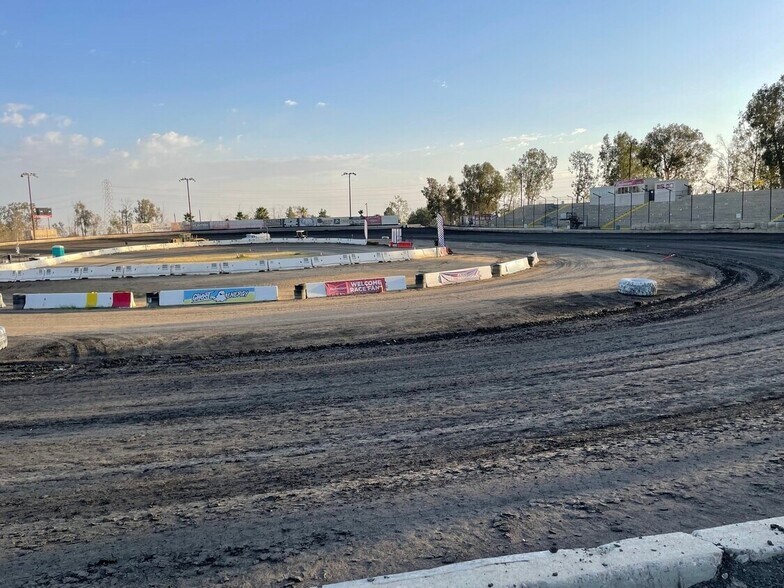 More Photos Of 5001 N Chester Ave, Bakersfield Land For Sale