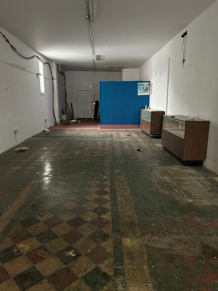 More Photos Of 1507-1529 Stratford Ave, Bridgeport Storefront Retail Residential For Lease