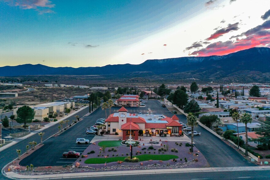 More Photos Of 301 W State Route 89A, Cottonwood Hotel For Sale