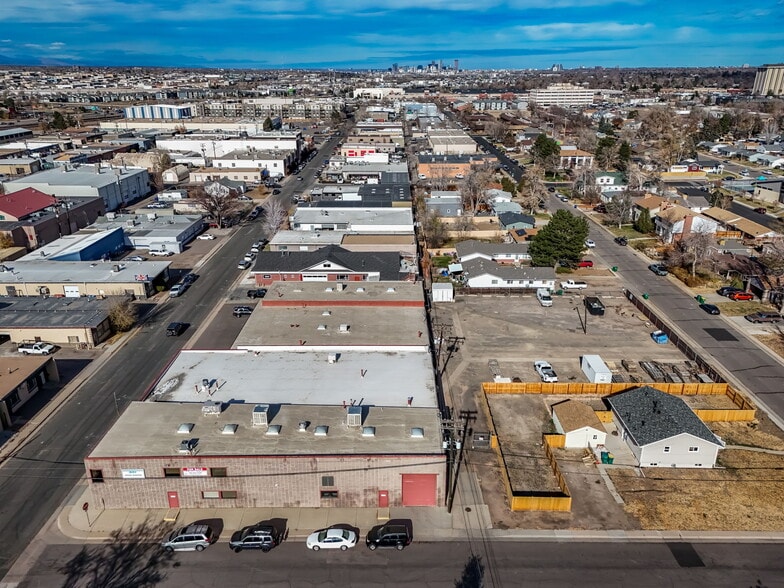 More Photos Of 3878-3898 S Jason St, Englewood Warehouse For Sale