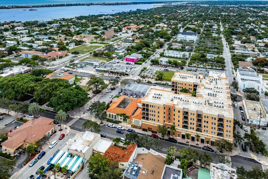 More Photos Of 500-506 Lake Ave, Lake Worth Freestanding For Lease