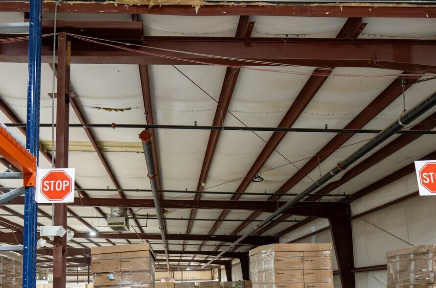 More Photos Of 135 Industrial Dr N, Madison Warehouse For Sale