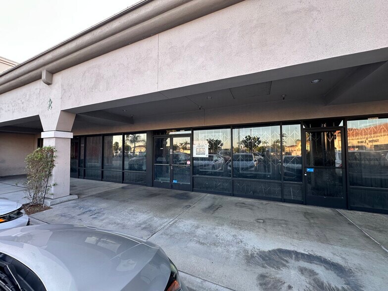 More Photos Of 7810-7932 Norwalk Blvd, Whittier Unknown For Lease