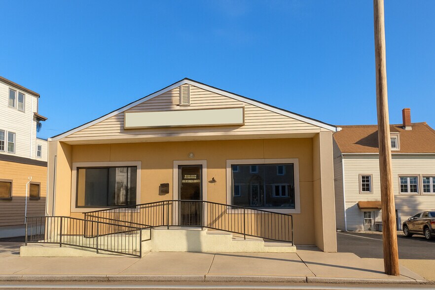 Primary Photo Of 356 East Ave, Pawtucket Freestanding For Sale