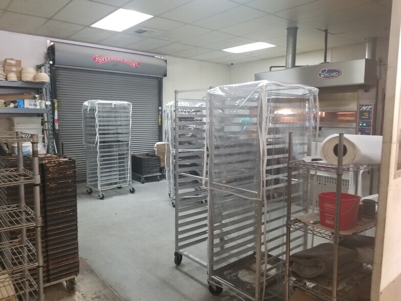 More Photos Of 11082 Coloma Rd, Rancho Cordova Unknown For Lease