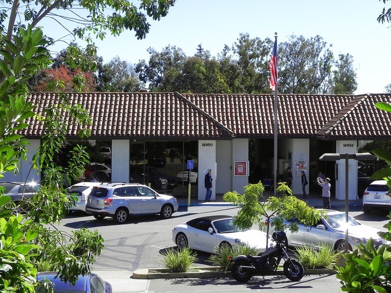 Primary Photo Of 16950 Via de Santa Fe, Rancho Santa Fe Office For Lease
