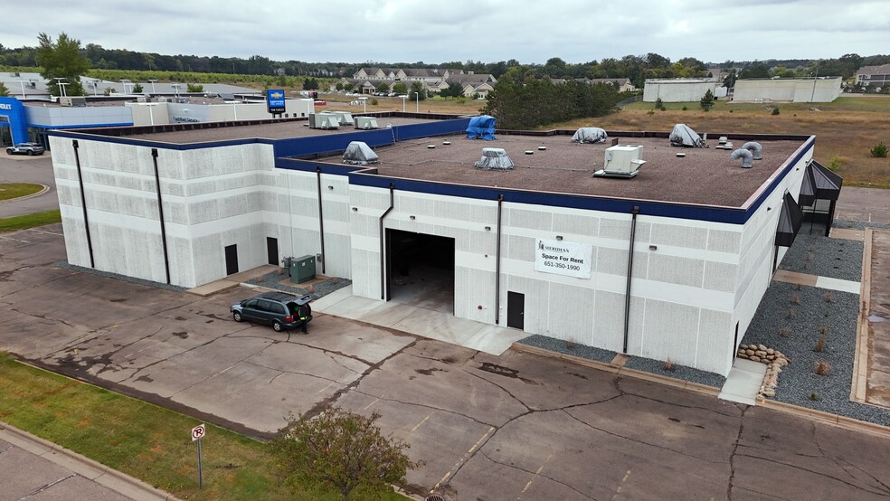 More Photos Of 38450 Tanger Dr, North Branch Service Station For Lease