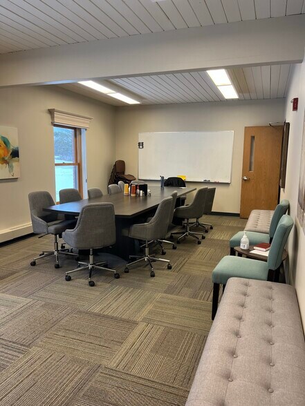 More Photos Of 3351 Independence Ave N, Minneapolis Religious Facility For Sale